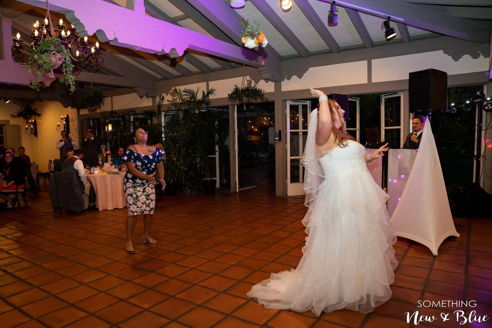 Marlena + James at Sherman Library and Gardens